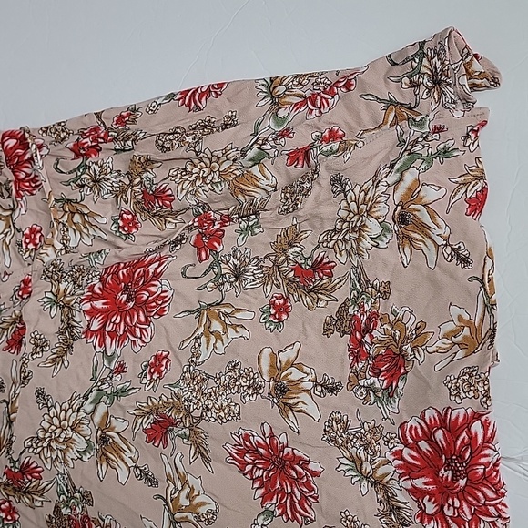 Lulu's Best In Bloom Blush Floral Print Wrap Dress/ Size L. - Picture 7 of 14